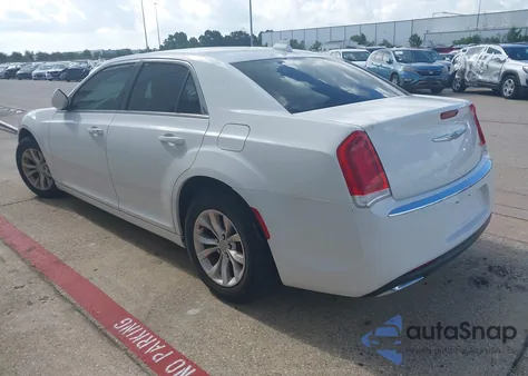 2015 Chrysler 300 Limited z USA, uszkodzony, nr VIN 2C3CCAAGXFH756367